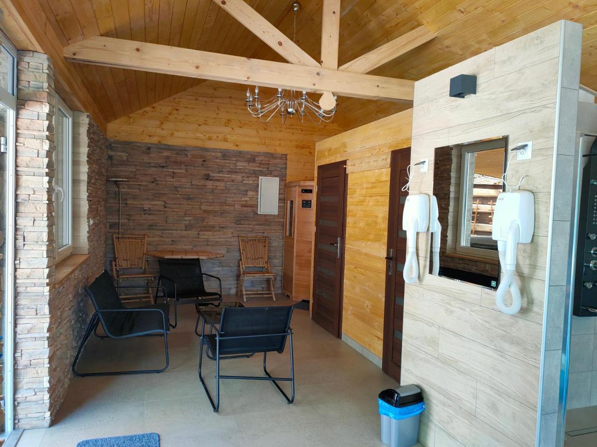 Willa Karo Dom Blizniak 7-Osobowy Ze Strefa Basenowa W Miejscowosci Chocznia Niedaleko Zatoru I Energylandii Exterior photo